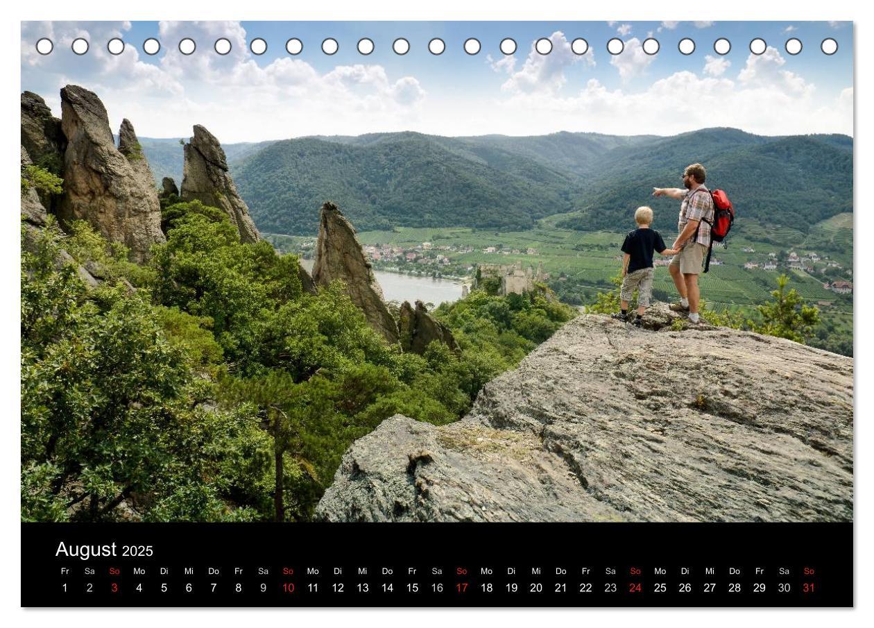 Bild: 9783435700967 | Wachau, Wachau, du Träumerin (Tischkalender 2025 DIN A5 quer),...