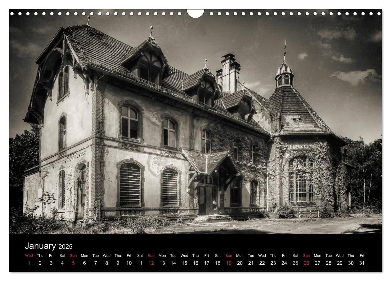 Bild: 9781325955602 | Abandoned Places Haunted Houses (Wall Calendar 2025 DIN A3...