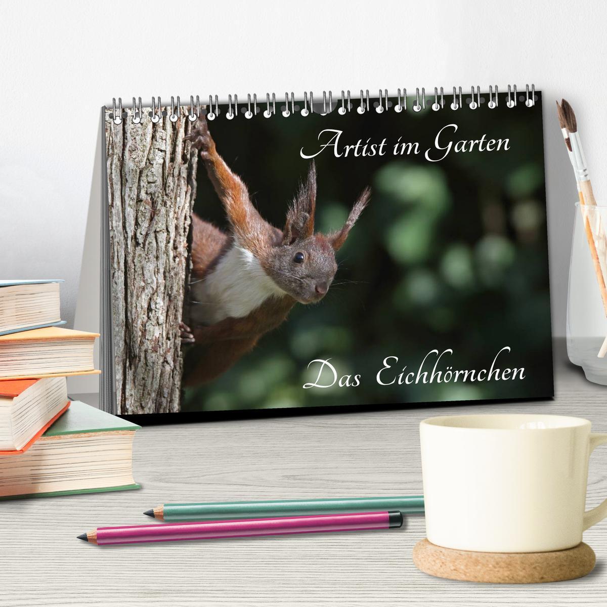 Bild: 9783435561551 | Artist im Garten. Das Eichhörnchen (Tischkalender 2025 DIN A5...