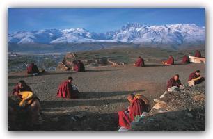 Bild: 9783800341283 | Reise durch Tibet | Kai U. Küchler | Buch | Reise durch | 136 S.