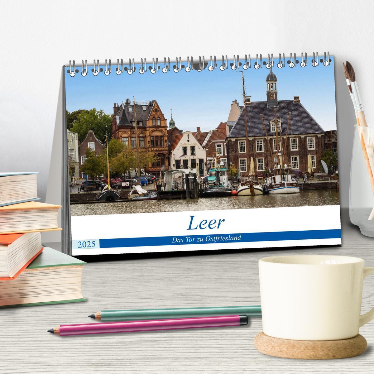 Bild: 9783435412860 | Leer - Das Tor zu Ostfriesland (Tischkalender 2025 DIN A5 quer),...