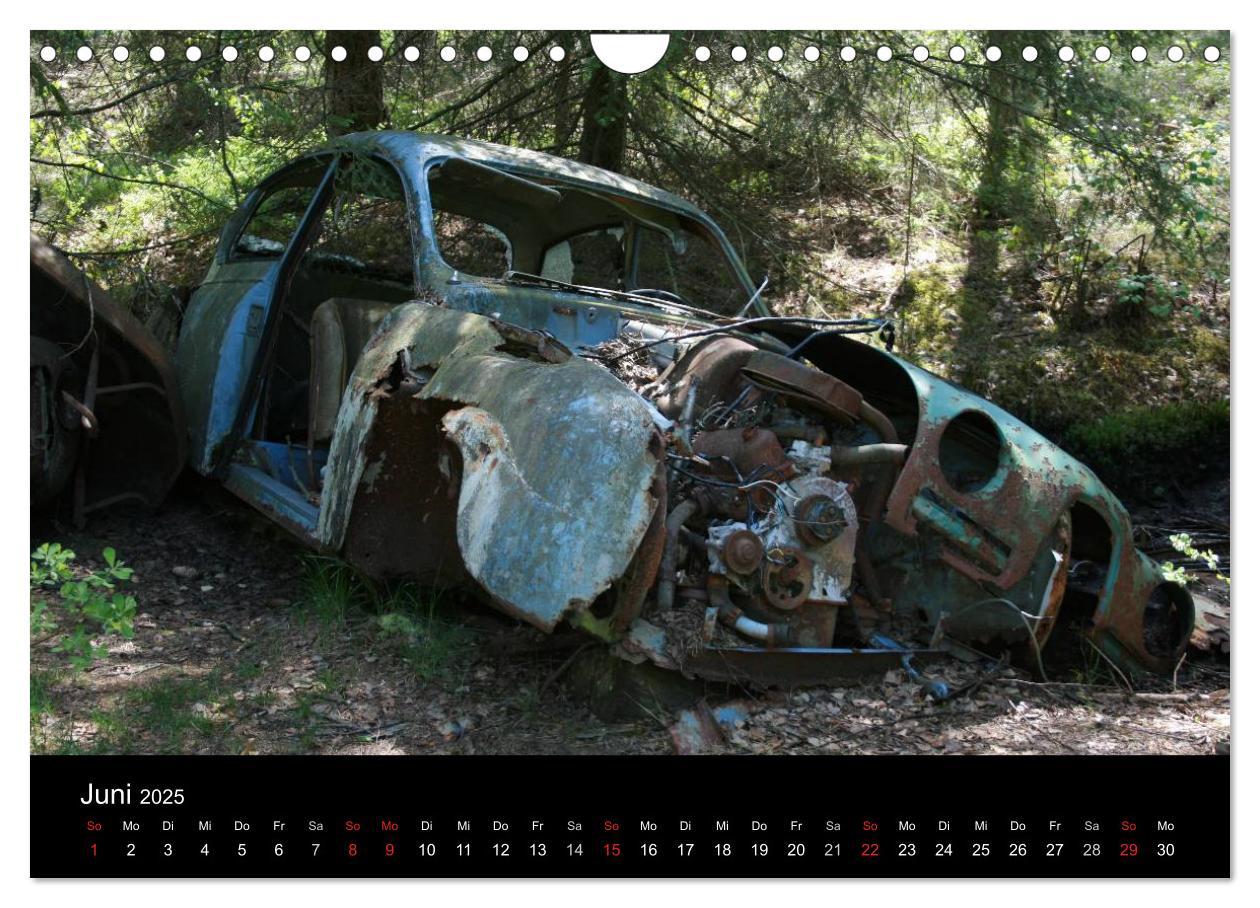 Bild: 9783435805907 | Schrottautos im Kyrkö Mosse (Wandkalender 2025 DIN A4 quer),...