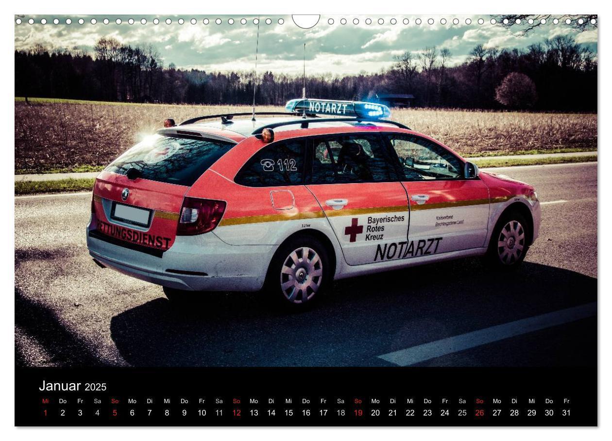 Bild: 9783435768998 | Einsatzfahrzeuge - Bayern (Wandkalender 2025 DIN A3 quer), CALVENDO...