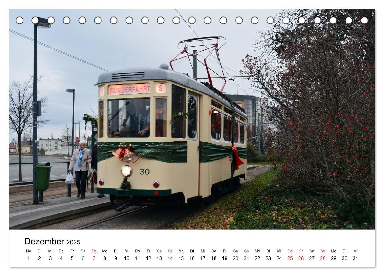 Bild: 9783435462728 | Straßenbahnen in Europa (Tischkalender 2025 DIN A5 quer), CALVENDO...