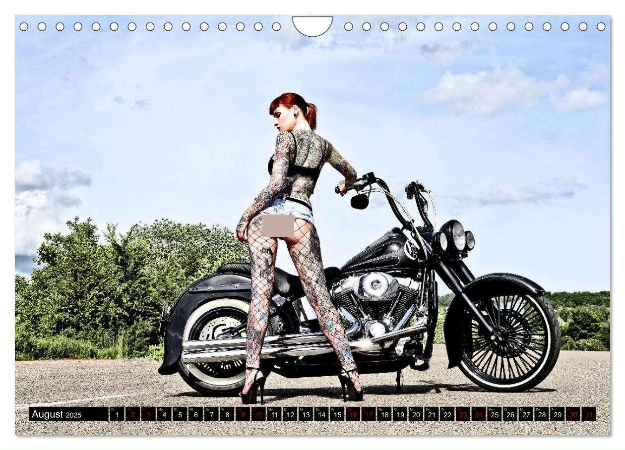 Bild: 9783435050451 | Motorräder und Sexy Girls (Wandkalender 2025 DIN A4 quer), CALVENDO...