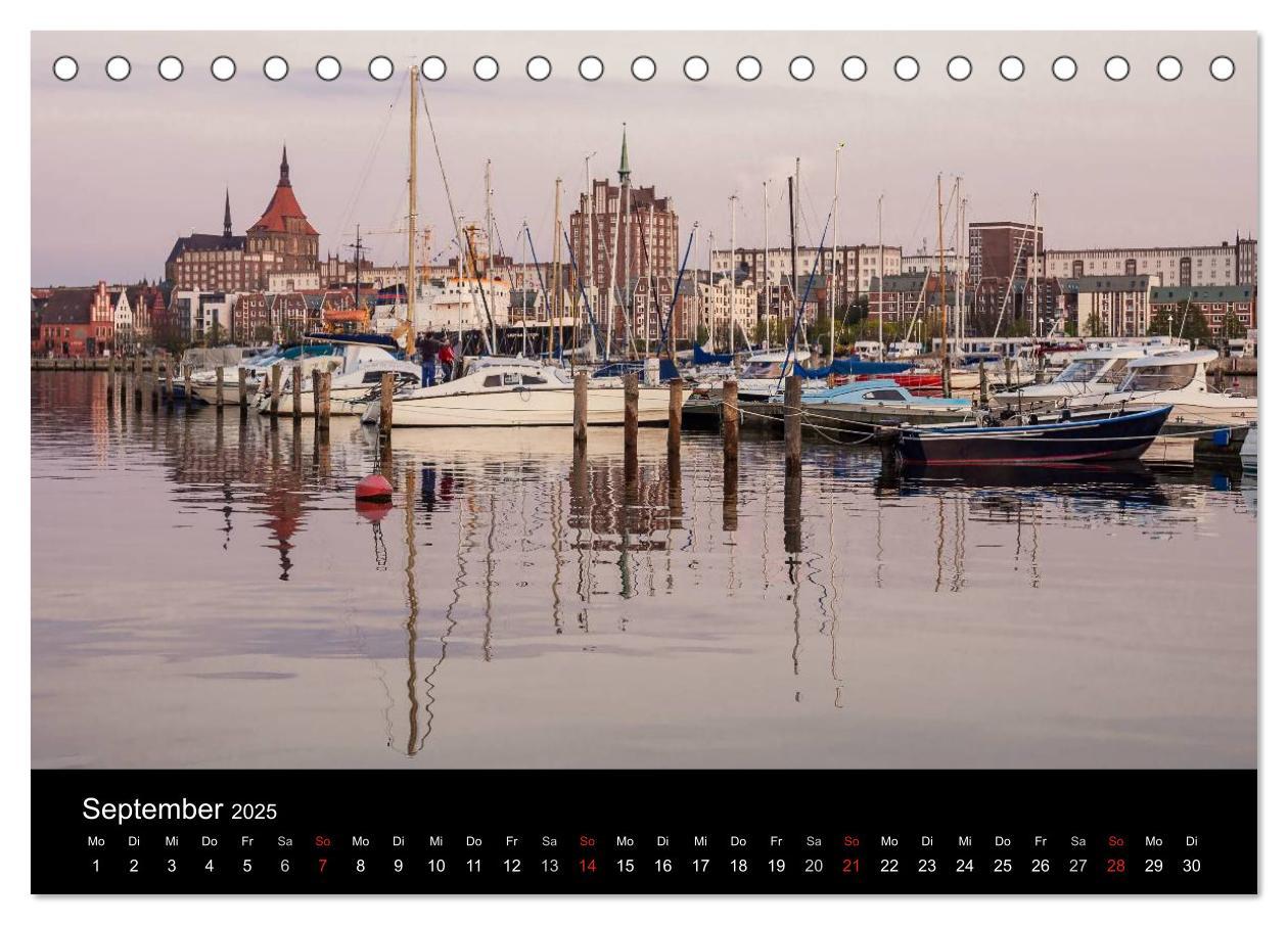 Bild: 9783435716135 | Unterwegs in der Hansestadt Rostock (Tischkalender 2025 DIN A5...