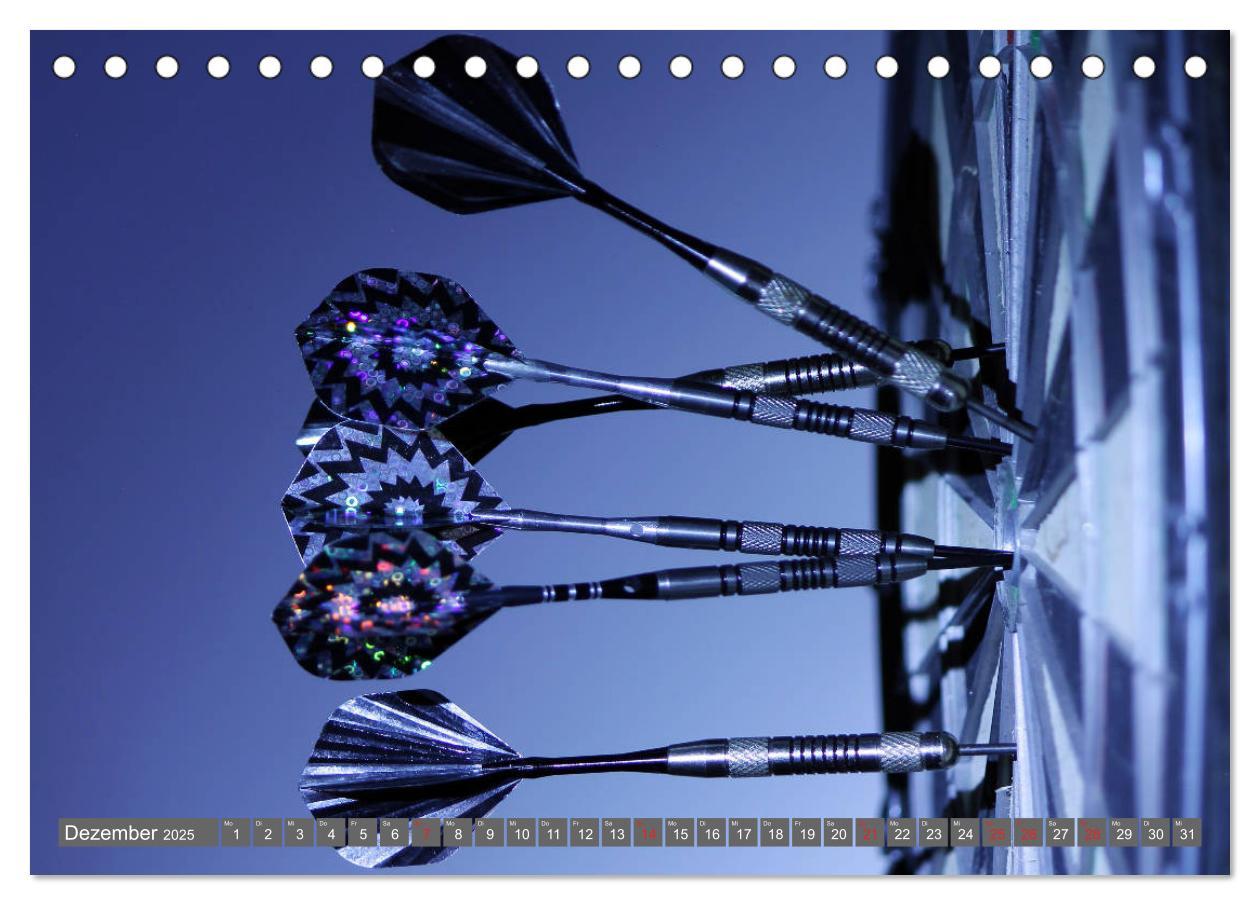 Bild: 9783435289073 | Darts. Konzentration - Sport - Spannung (Tischkalender 2025 DIN A5...