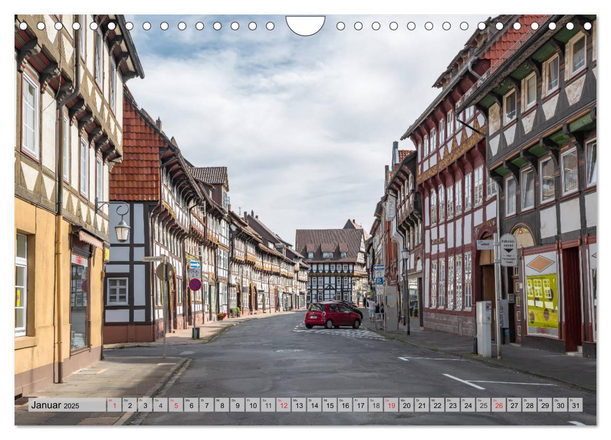 Bild: 9783435196678 | Historisches Fachwerk - Stadt Einbeck (Wandkalender 2025 DIN A4...