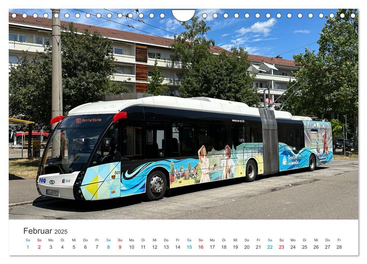 Bild: 9783383829895 | Omnibusse im Fokus (Wandkalender 2025 DIN A4 quer), CALVENDO...