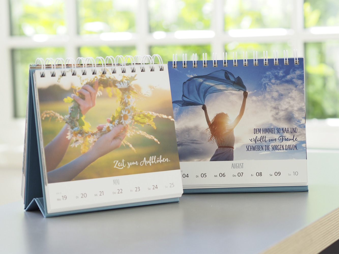 Bild: 4251693903796 | Wochenkalender 2025: Lebe leicht | Rainer Haak | Kalender | 108 S.