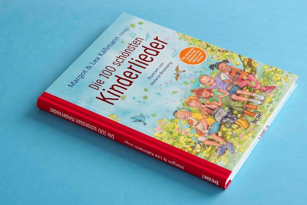 Bild: 9783963401275 | Die 100 schönsten Kinderlieder - Mit einfachen Noten und Akkorden...