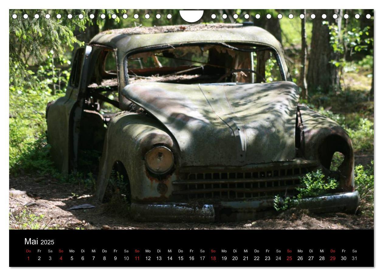 Bild: 9783435805907 | Schrottautos im Kyrkö Mosse (Wandkalender 2025 DIN A4 quer),...