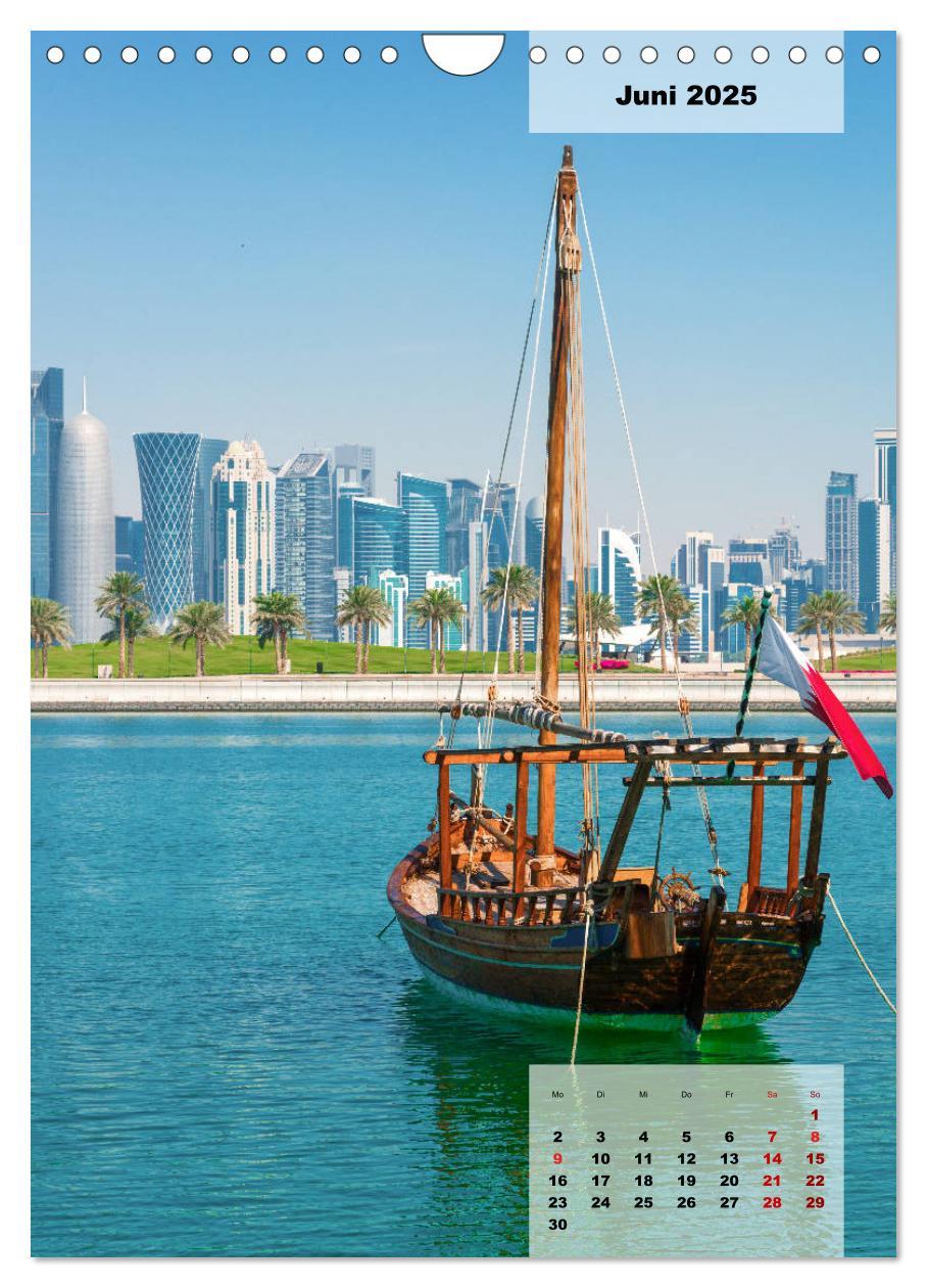 Bild: 9783435946006 | Doha Leuchtende Hauptstadt von Katar (Wandkalender 2025 DIN A4...