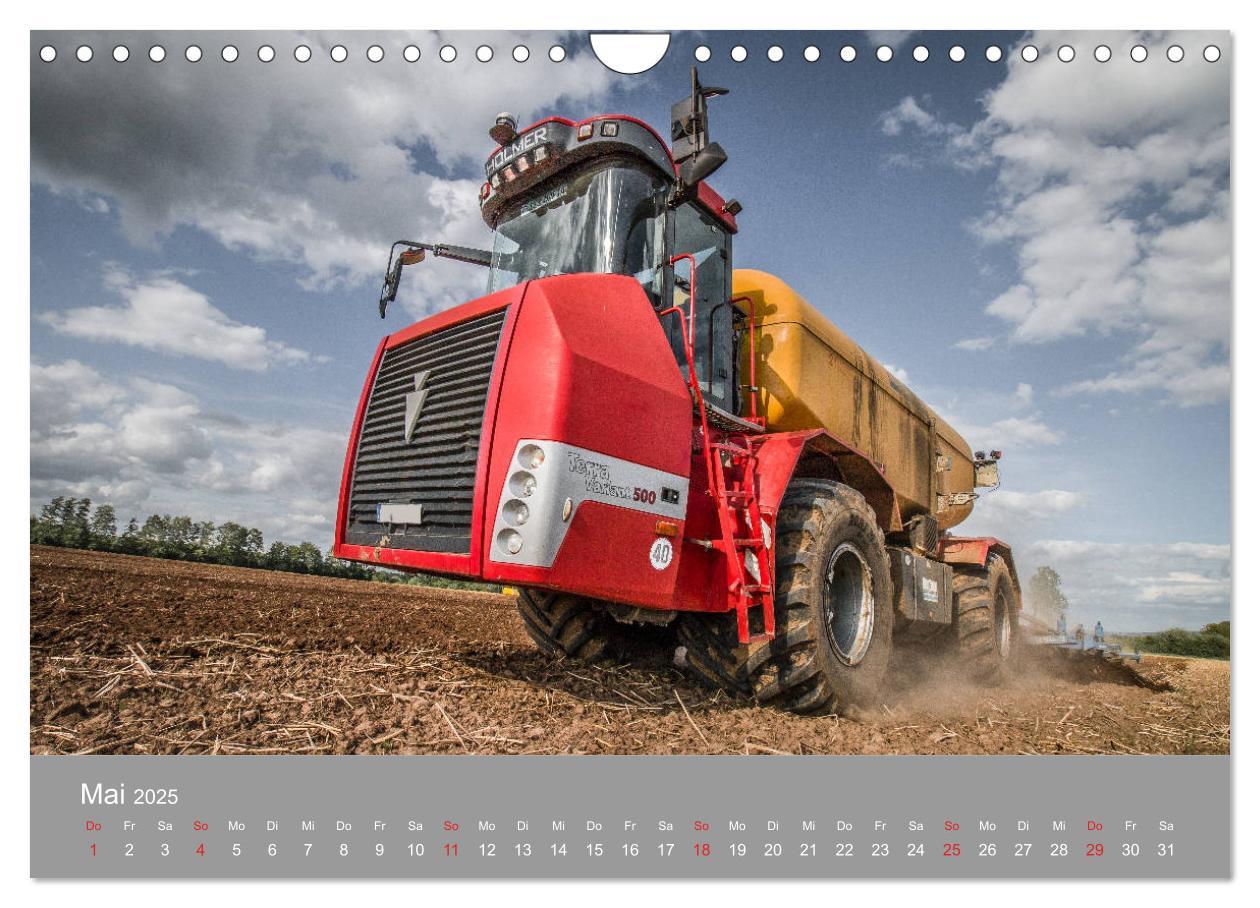 Bild: 9783435173983 | Landtechnik im Einsatz (Wandkalender 2025 DIN A4 quer), CALVENDO...