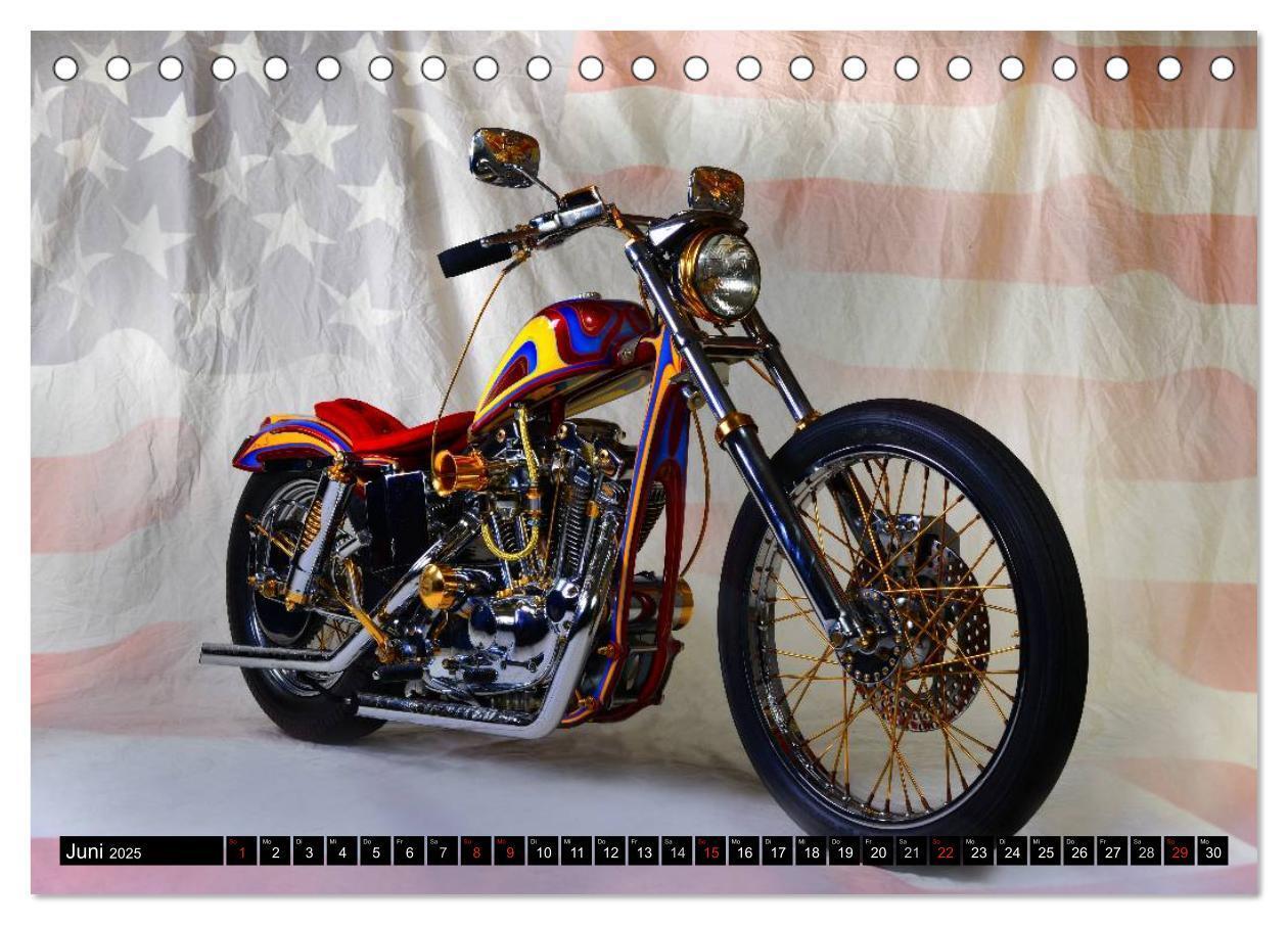 Bild: 9783435687473 | Harley Classic Chopper (Tischkalender 2025 DIN A5 quer), CALVENDO...