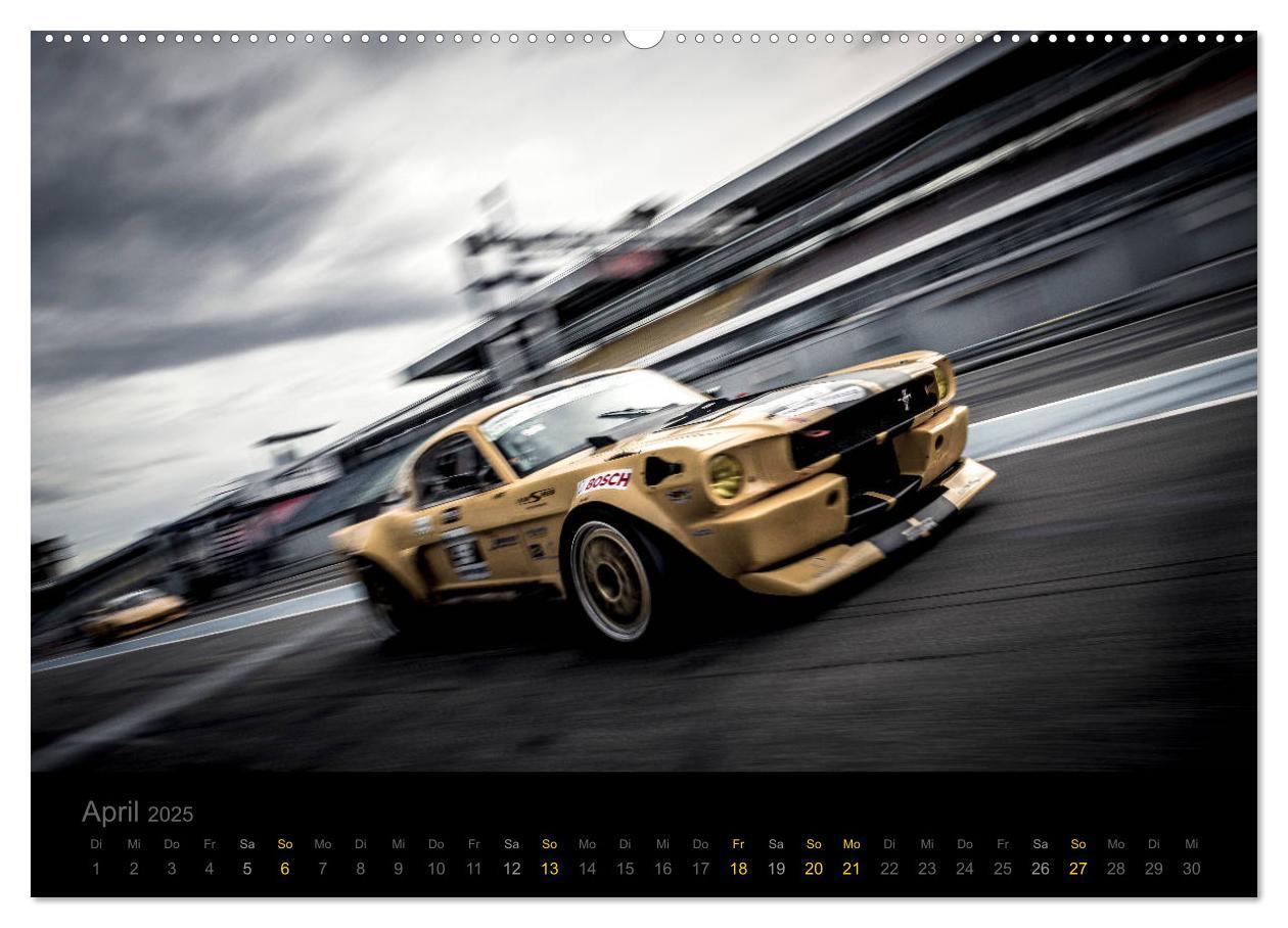 Bild: 9783435386802 | Flying Ford Mustang (Wandkalender 2025 DIN A2 quer), CALVENDO...