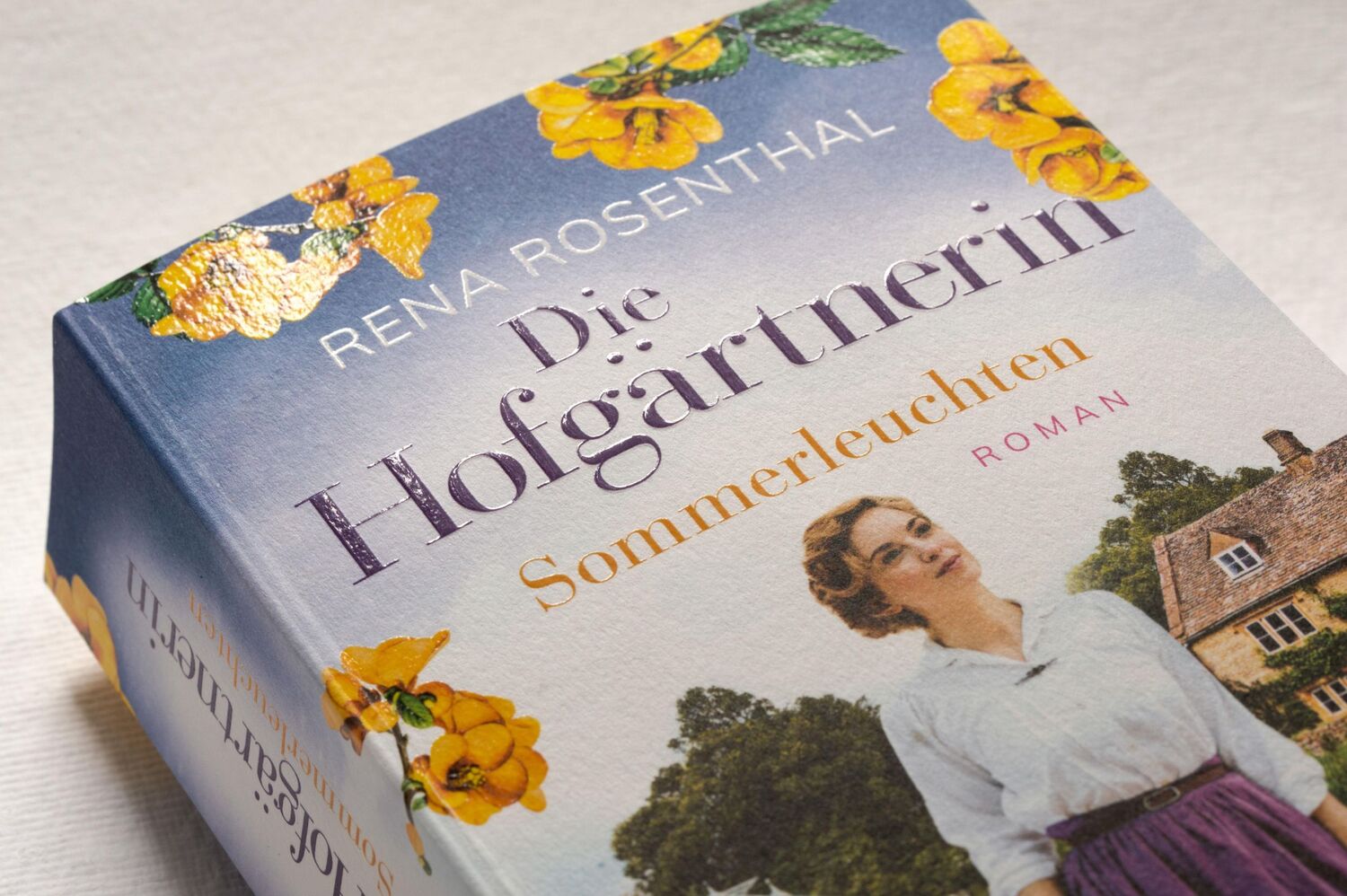 Bild: 9783328106814 | Die Hofgärtnerin - Sommerleuchten | Rena Rosenthal | Taschenbuch