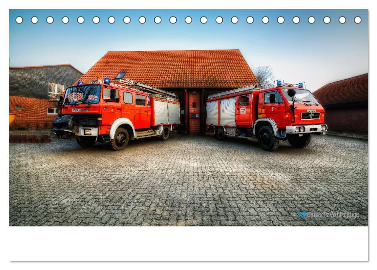 Bild: 9783435635139 | Einsatzfahrzeuge der Feuerwehr (Tischkalender 2025 DIN A5 quer),...