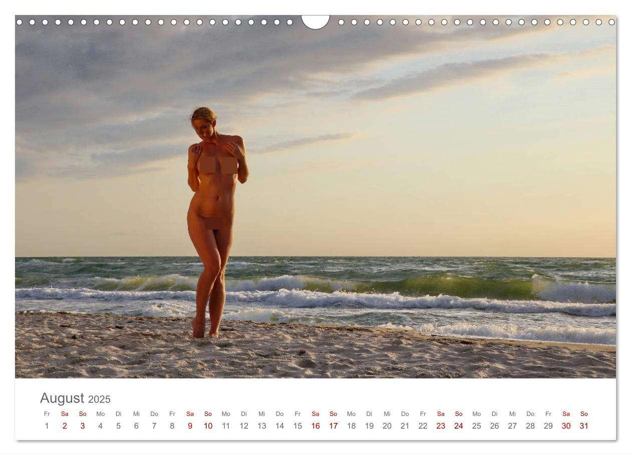 Bild: 9783435437740 | Akt und Meer (Wandkalender 2025 DIN A3 quer), CALVENDO Monatskalender