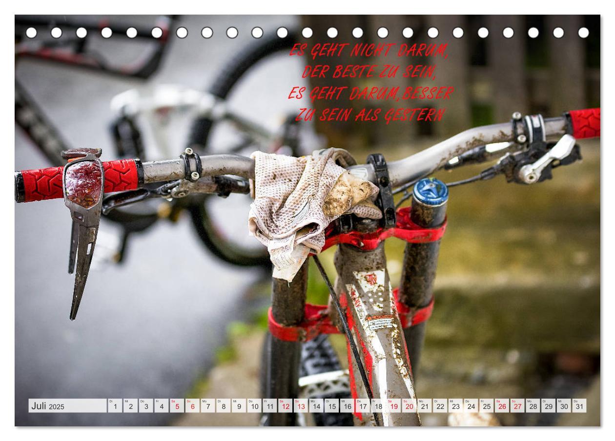 Bild: 9783435122110 | Positive Gedanken - Motivation und Mountainbike (Tischkalender 2025...