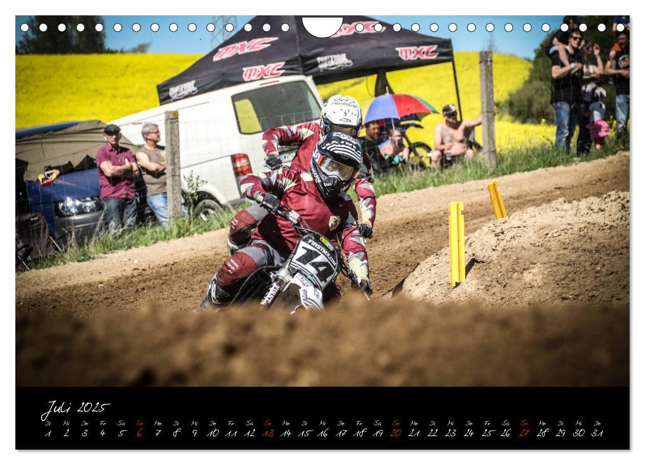 Bild: 9783435295814 | Motocross Racing 2025 (Wandkalender 2025 DIN A4 quer), CALVENDO...