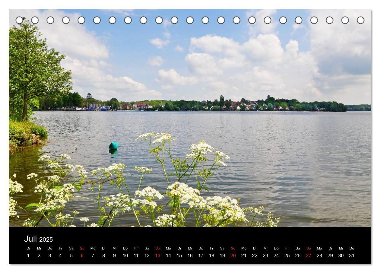 Bild: 9783435767229 | Plön - die Stadt am See (Tischkalender 2025 DIN A5 quer), CALVENDO...