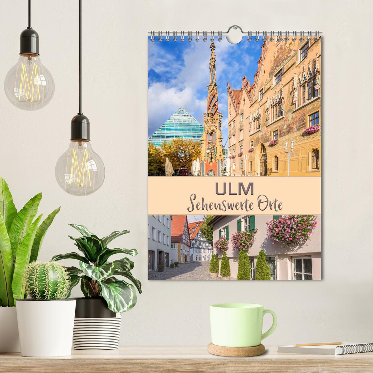 Bild: 9783435955855 | ULM Sehenswerte Orte (Wandkalender 2025 DIN A4 hoch), CALVENDO...