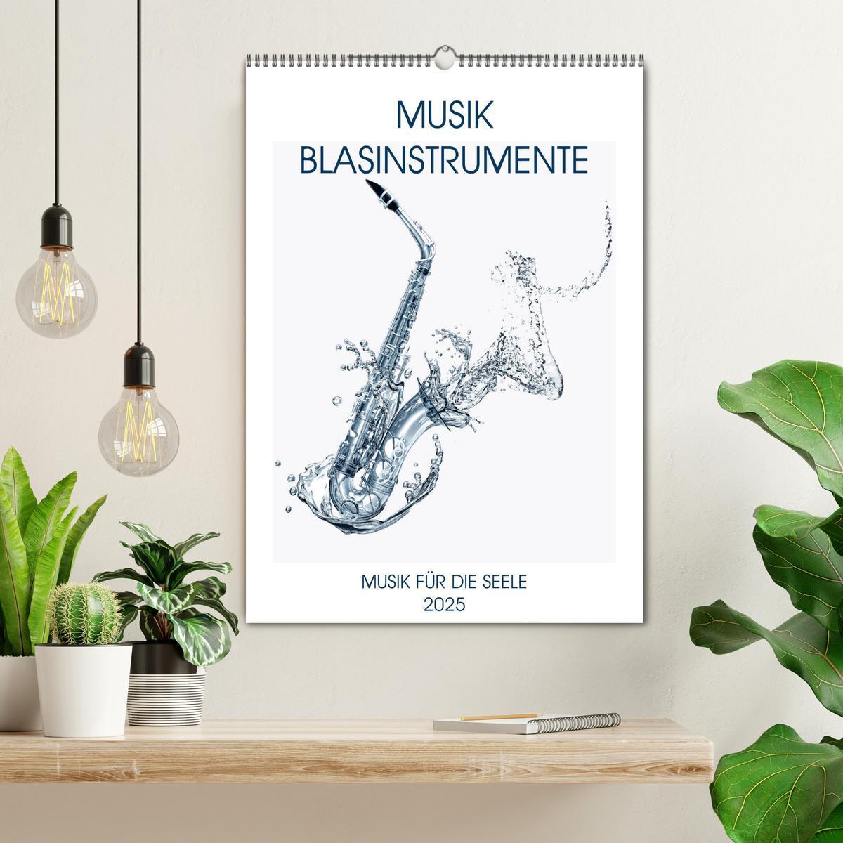 Bild: 9783435973071 | Musik Blasinstrumente (Wandkalender 2025 DIN A2 hoch), CALVENDO...