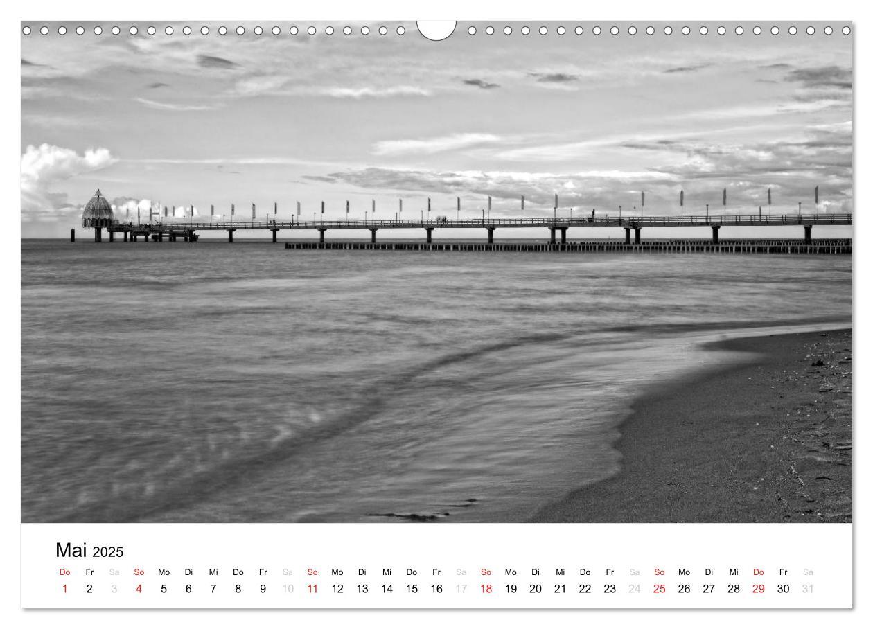 Bild: 9783435511914 | Ostseebad Zingst - Impressionen in Schwarz-Weiß (Wandkalender 2025...