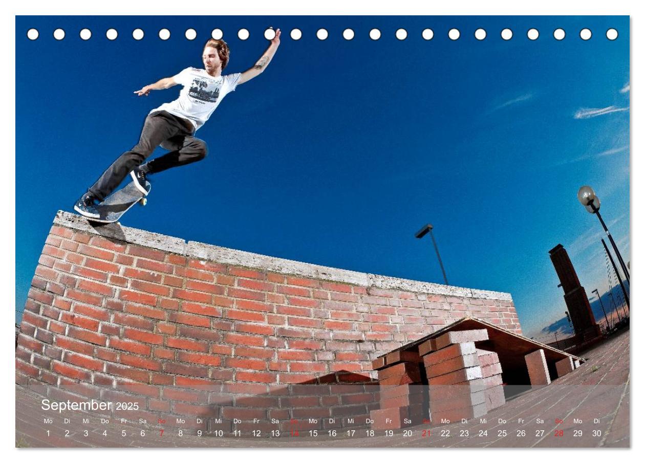 Bild: 9783435752386 | THIS IS SKATEBOARDING 2025 (Tischkalender 2025 DIN A5 quer),...