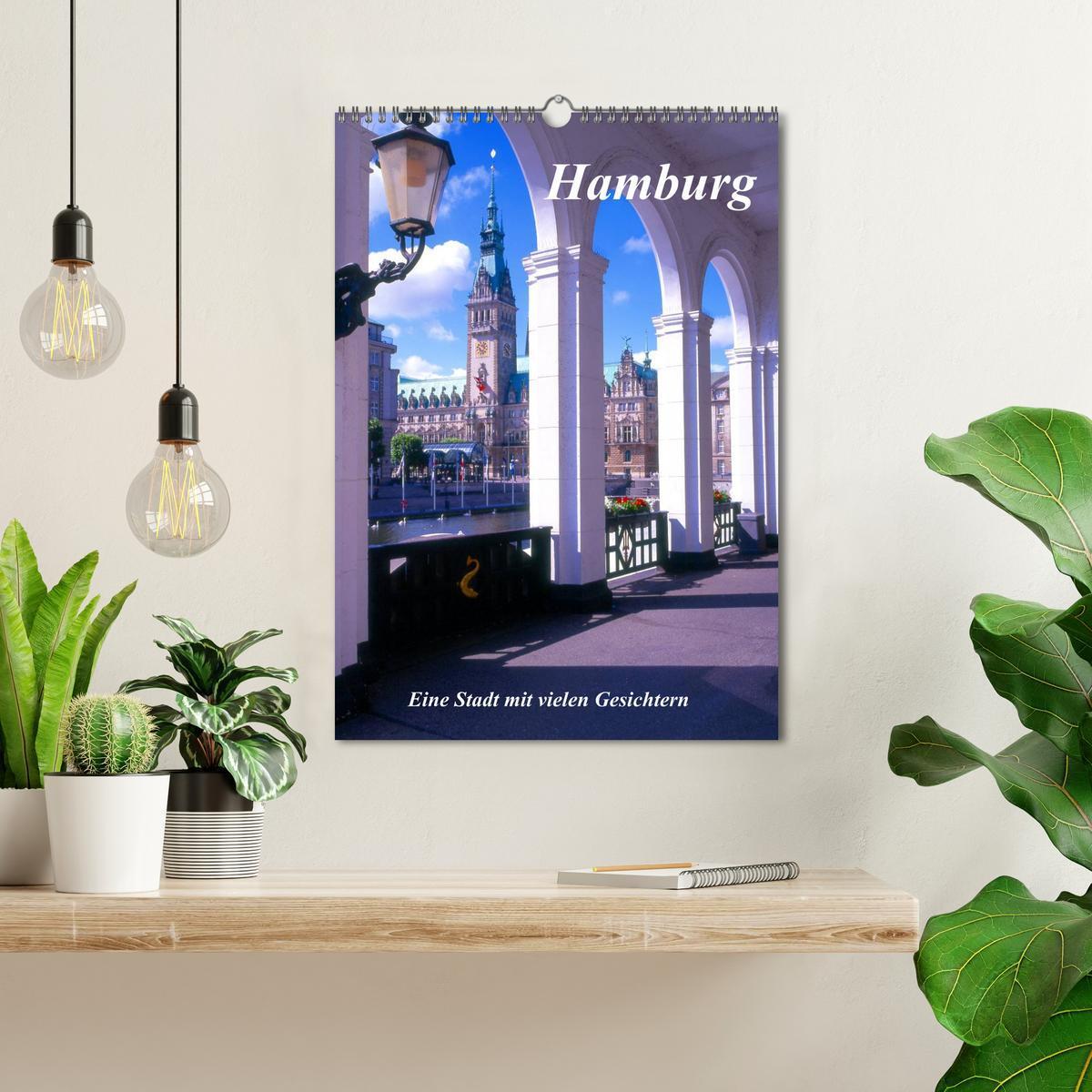 Bild: 9783457038840 | Hamburg - Eine Stadt mit vielen Gesichtern (Wandkalender 2025 DIN...