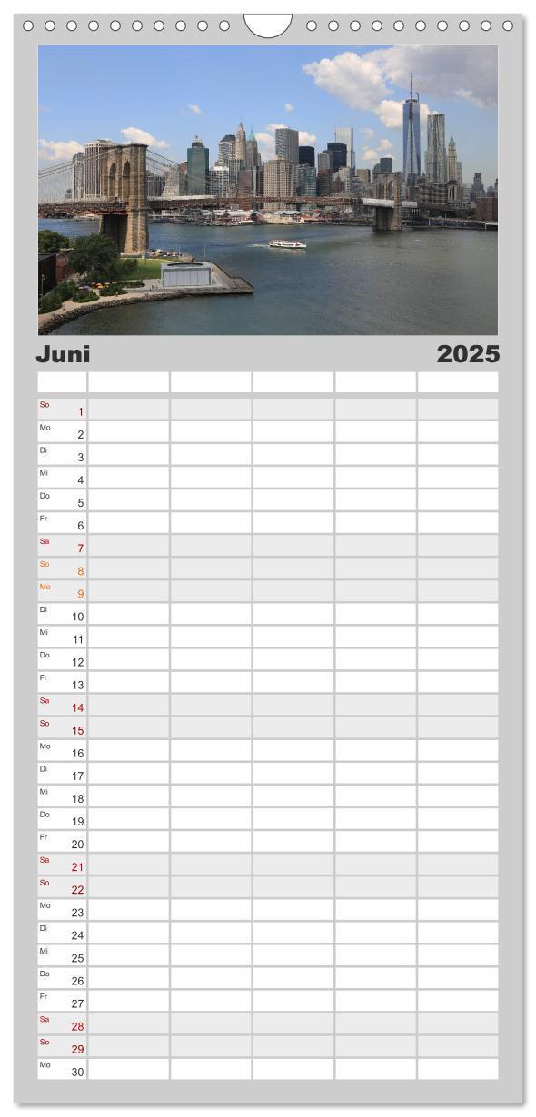 Bild: 9783457112403 | Familienplaner 2025 - New York City mit 5 Spalten (Wandkalender, 21...