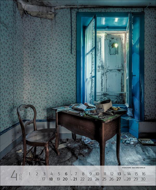 Bild: 9783731879343 | Lost Places 2025 | Verlag Korsch | Kalender | Spiralbindung | 14 S.