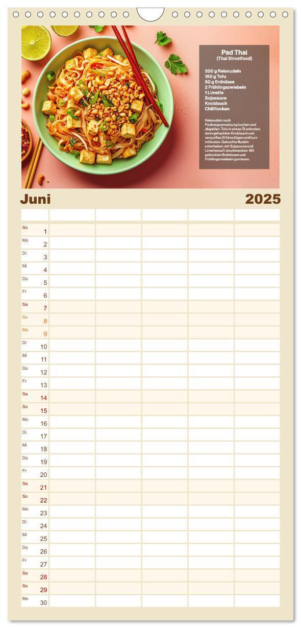 Bild: 9783457221778 | Familienplaner 2025 - Streetfood Kalender - Einfache Rezepte aus...