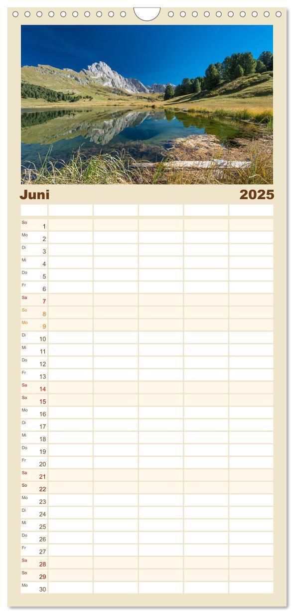 Bild: 9783457120712 | Familienplaner 2025 - Dolomiten mit 5 Spalten (Wandkalender, 21 x...