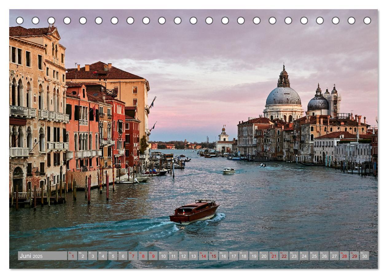 Bild: 9783383821981 | Mein VENEDIG (Tischkalender 2025 DIN A5 quer), CALVENDO Monatskalender