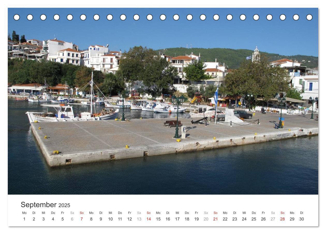 Bild: 9783435500758 | Sporadeninsel Skiathos (Tischkalender 2025 DIN A5 quer), CALVENDO...