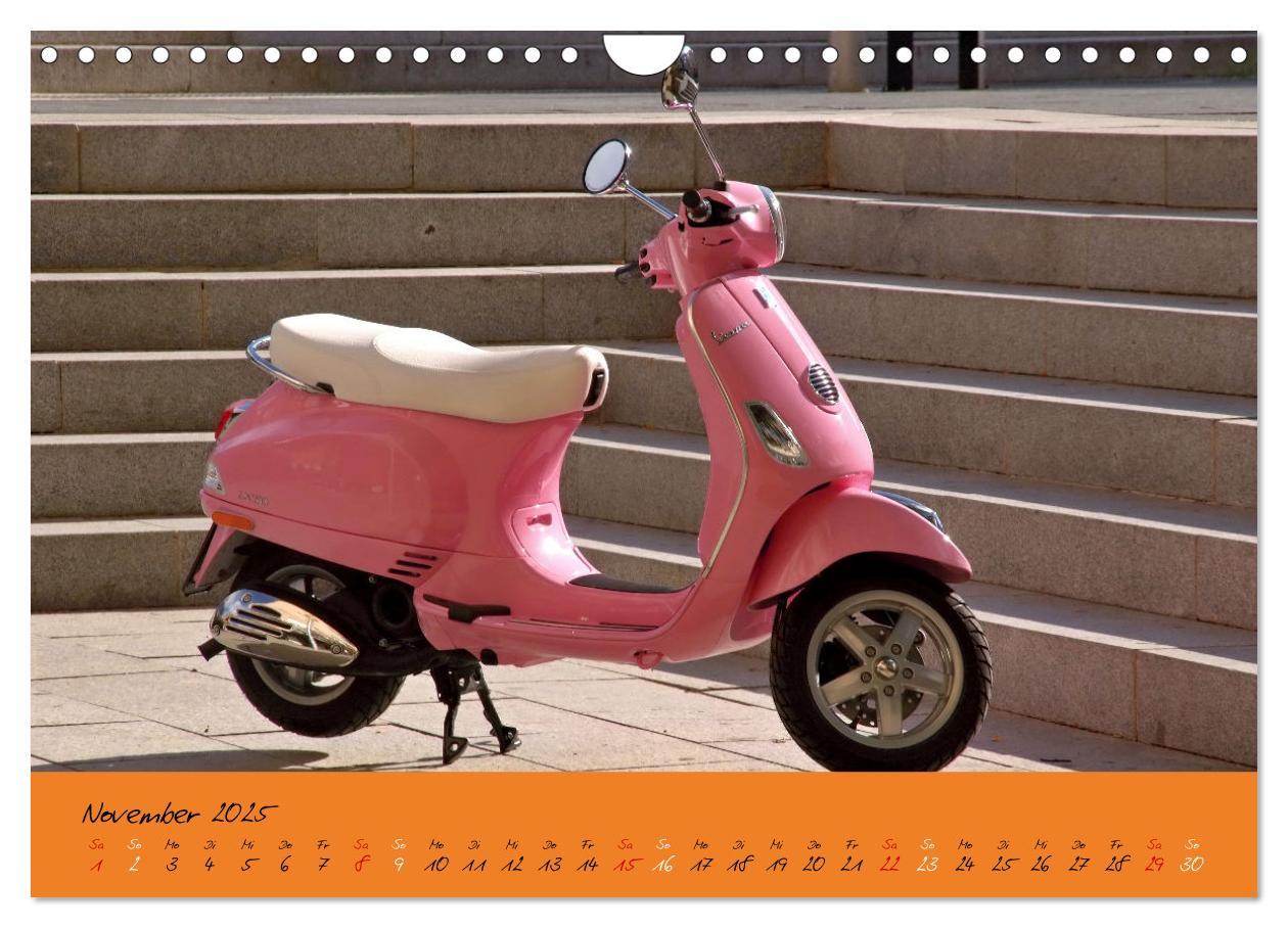 Bild: 9783383977985 | Vespa Liebe (Wandkalender 2025 DIN A4 quer), CALVENDO Monatskalender