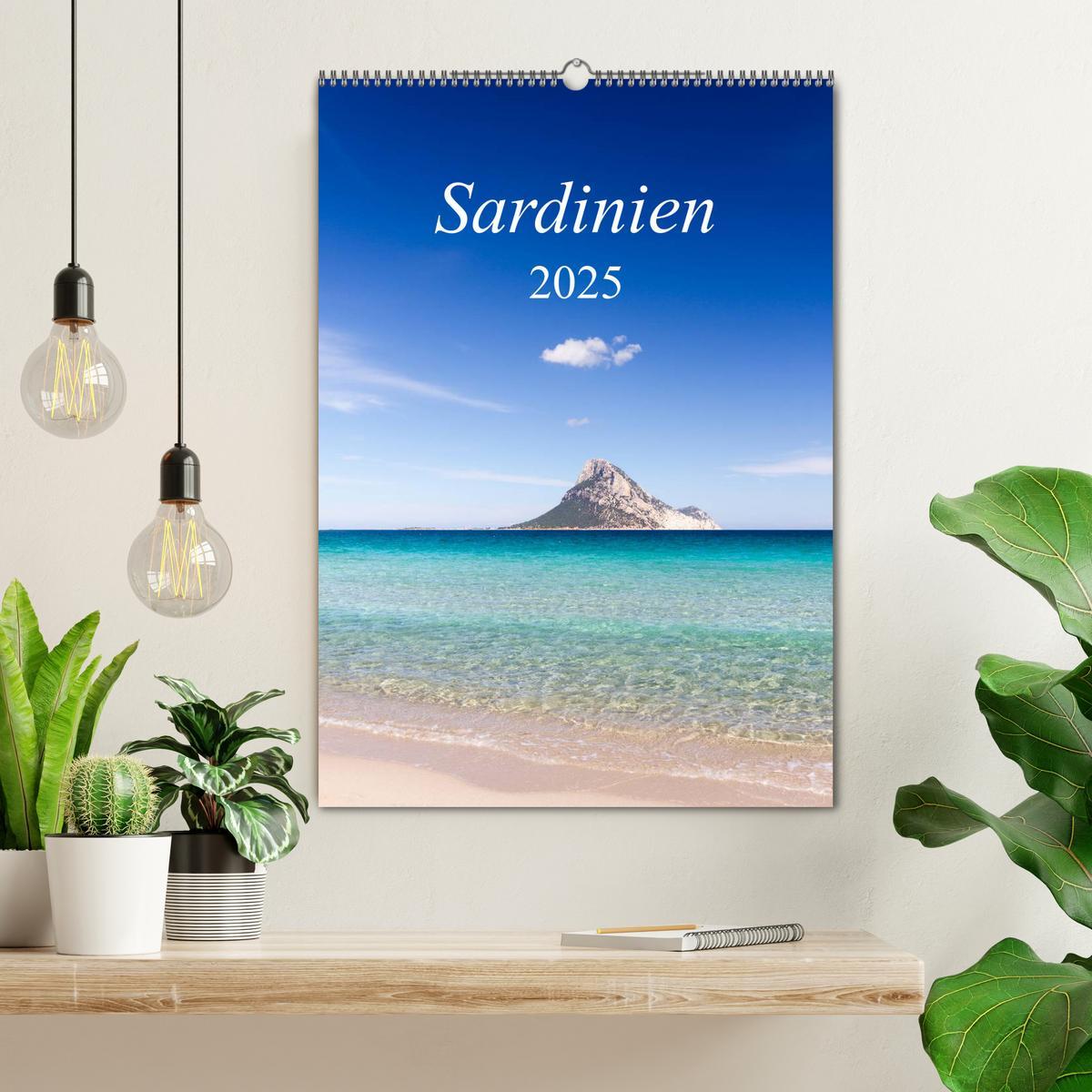 Bild: 9783457065754 | Sardinien (Wandkalender 2025 DIN A2 hoch), CALVENDO Monatskalender