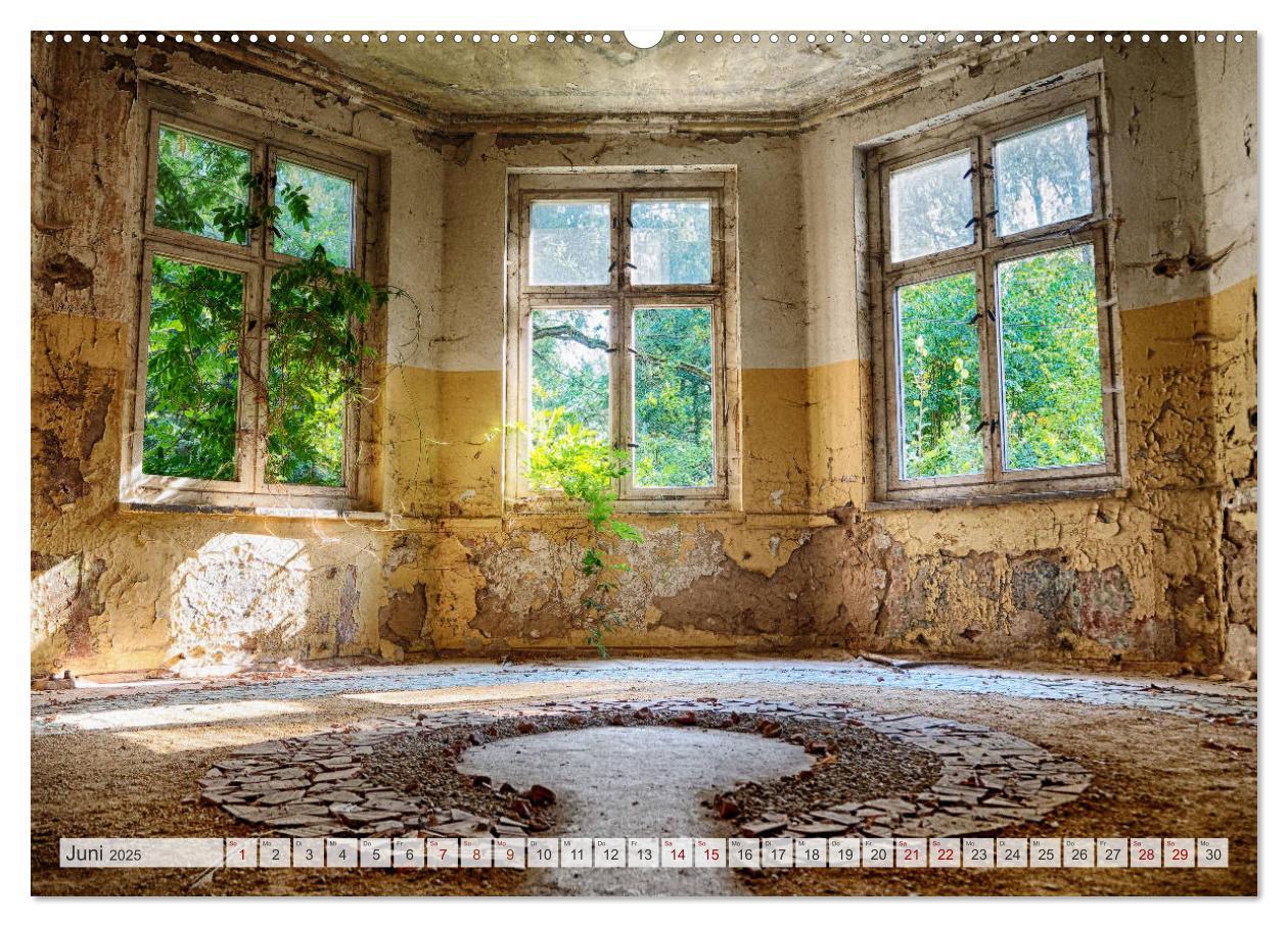 Bild: 9783435193318 | Lost Places Kalender - Daylight (hochwertiger Premium Wandkalender...