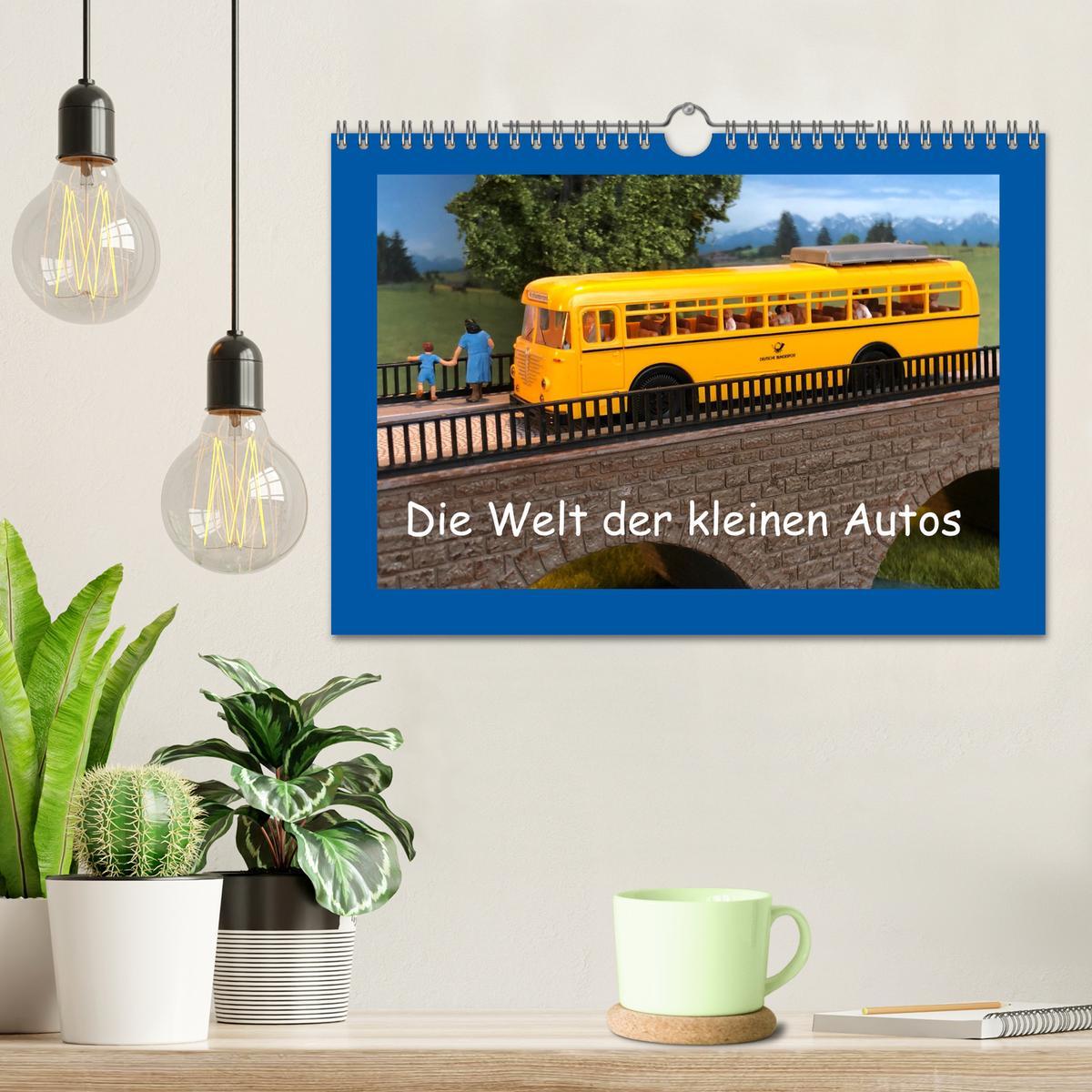 Bild: 9783435088768 | Die Welt der kleinen Autos (Wandkalender 2025 DIN A4 quer),...