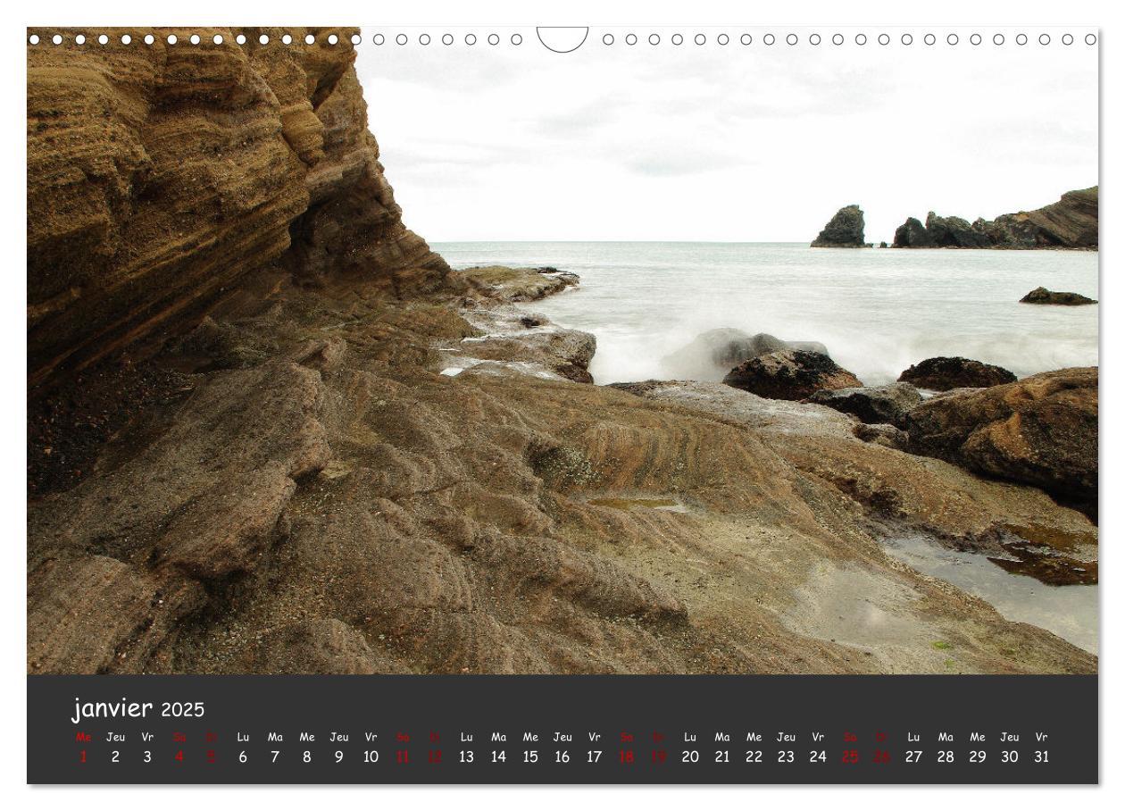 Bild: 9781325936823 | Le Cap d'Agde - Terre volcanique (Calendrier mural 2025 DIN A3...