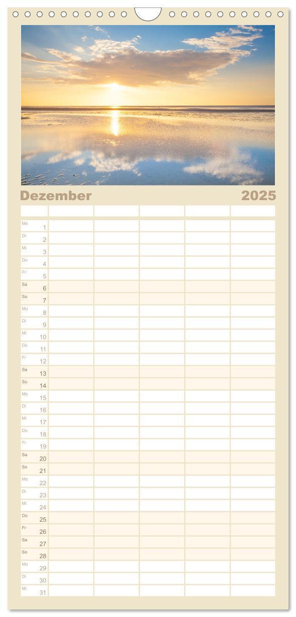 Bild: 9783457098189 | Familienplaner 2025 - Moin Spiekeroog mit 5 Spalten (Wandkalender,...