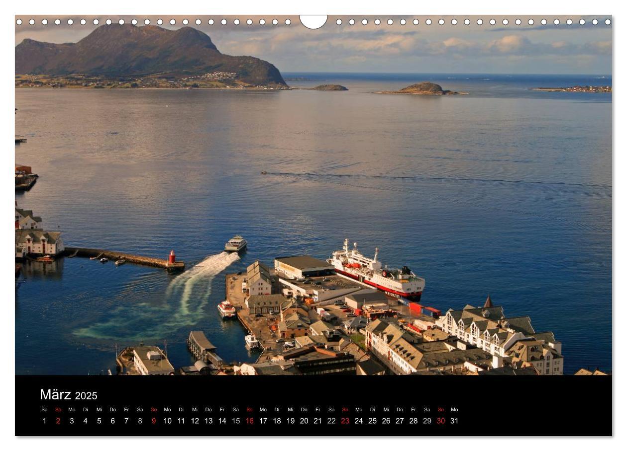 Bild: 9783435669202 | Hurtigruten - Entlang der norwegischen Küste (Wandkalender 2025 DIN...