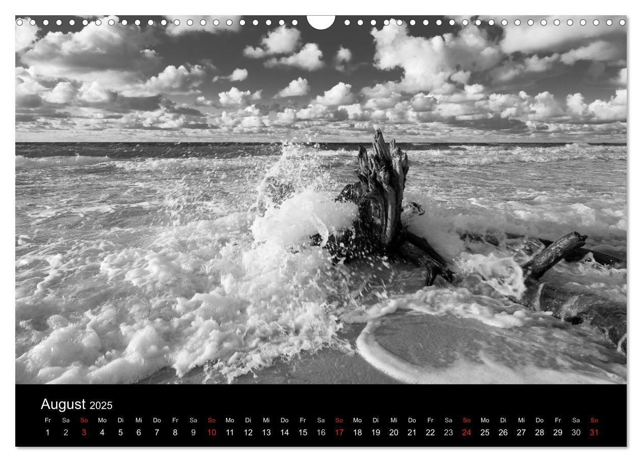 Bild: 9783435641307 | Strandspaziergang an der Ostsee (Wandkalender 2025 DIN A3 quer),...