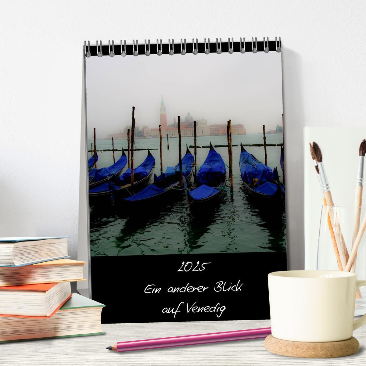 Bild: 9783457044575 | 2025 Ein anderer Blick auf Venedig (Tischkalender 2025 DIN A5...