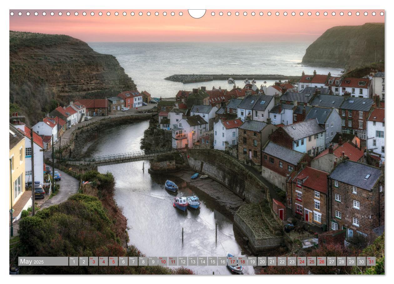 Bild: 9781325931071 | Yorkshire - Romantic between dales and coast (Wall Calendar 2025...