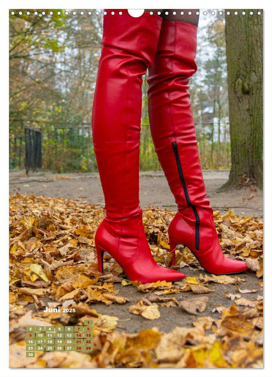 Bild: 9783435970957 | Stiefel und High Heels im Herbst (Wandkalender 2025 DIN A3 hoch),...