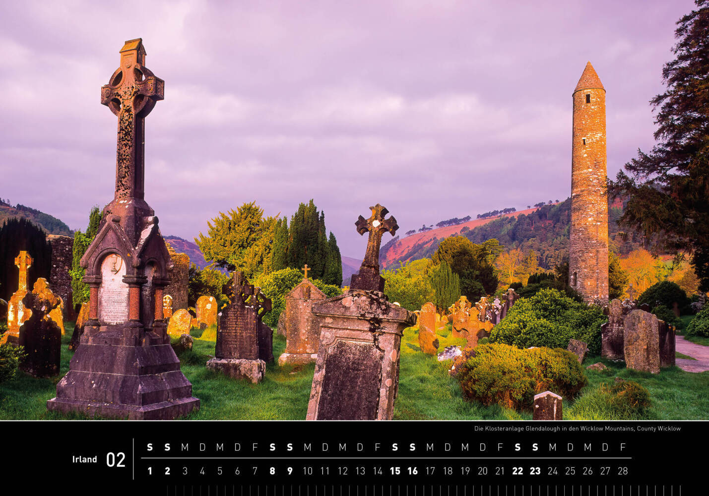 Bild: 9783968555225 | 360° Irland Premiumkalender 2025 | Hartmut Krinitz | Kalender | 13 S.