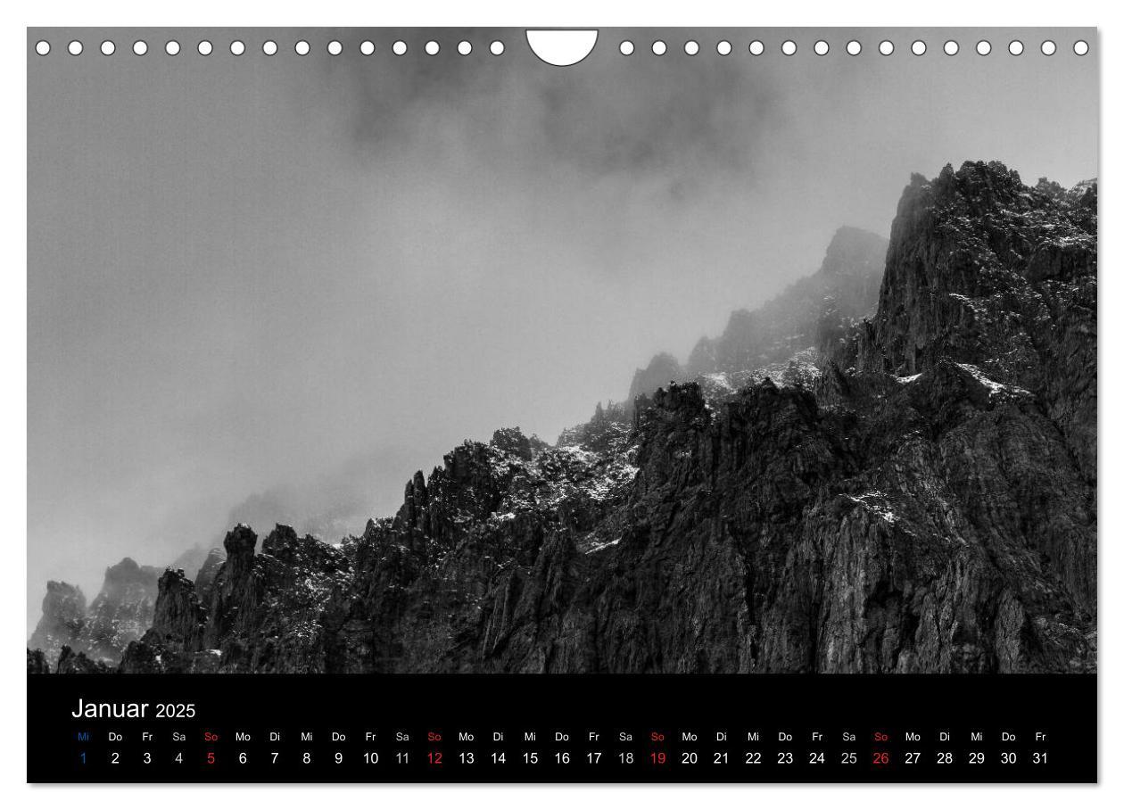 Bild: 9783435660377 | BERGE IN SCHWARZ WEISS (Wandkalender 2025 DIN A4 quer), CALVENDO...